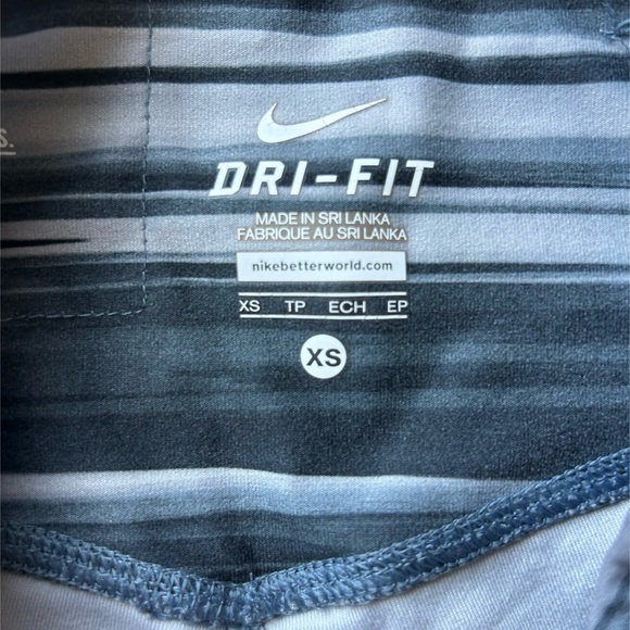 Nike Dri-Fit black white and gray Striped Leggings - Picture 8 of 11
